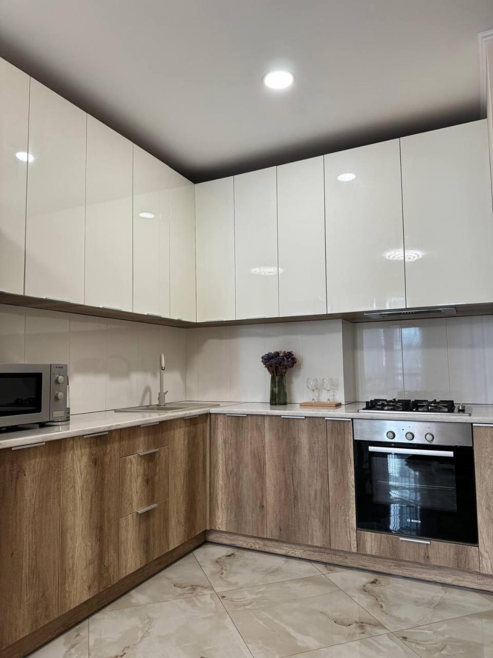 Avalon Time Apartment Lviv Ngoại thất bức ảnh