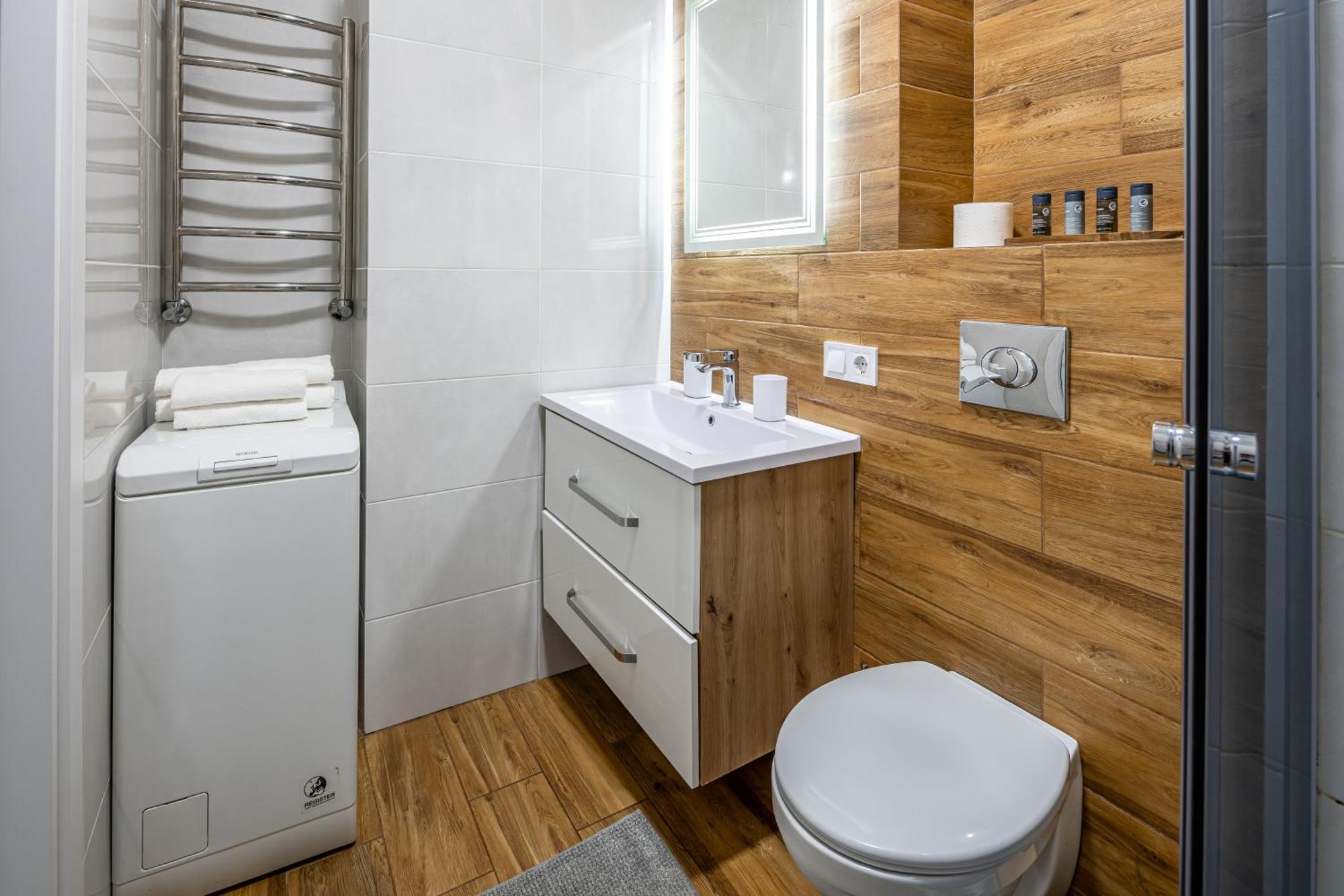 Avalon Time Apartment Lviv Ngoại thất bức ảnh
