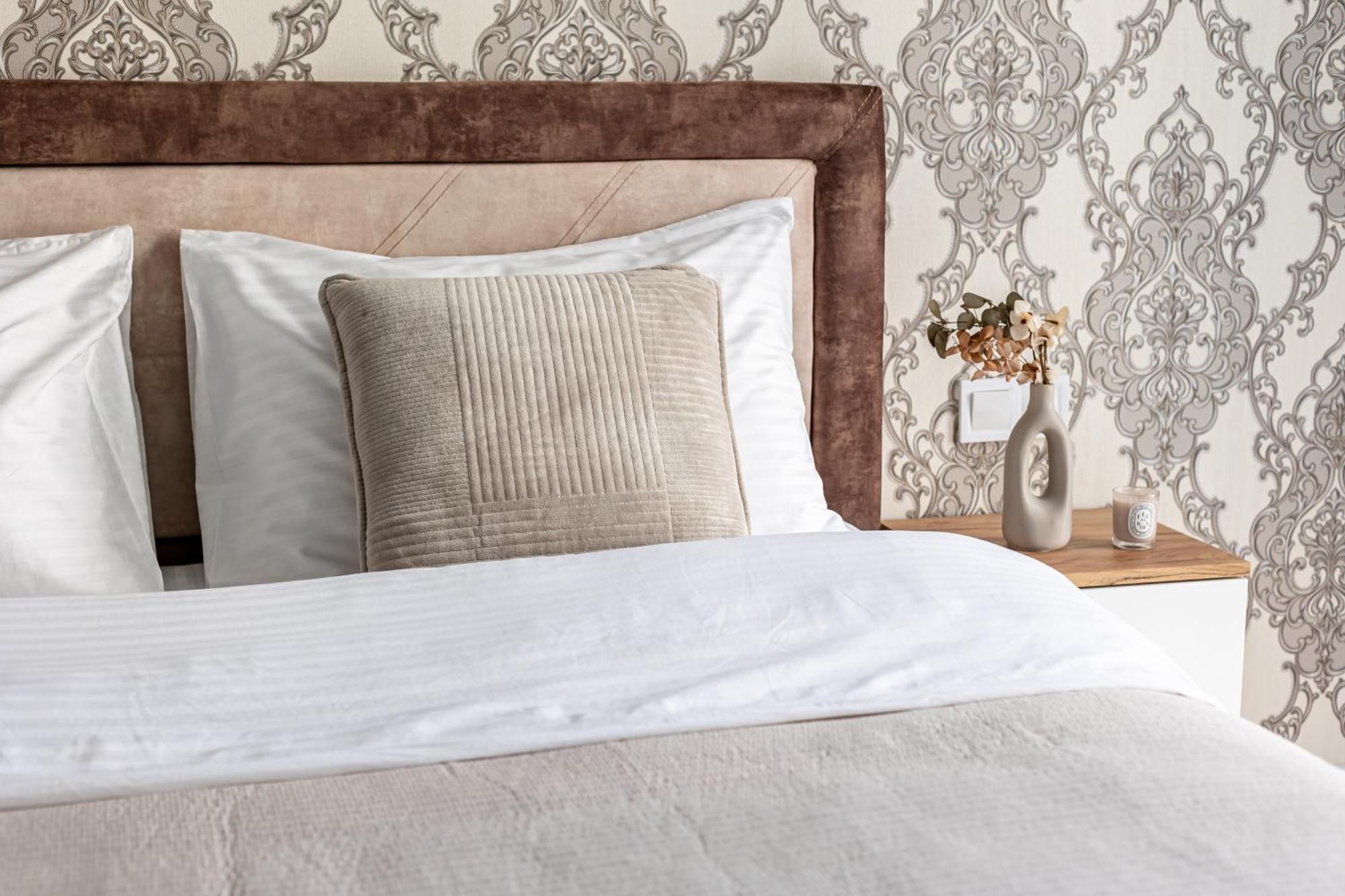 Avalon Time Apartment Lviv Ngoại thất bức ảnh